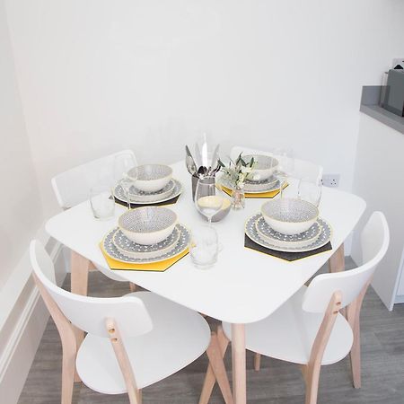 The Annex Apartment คาร์ลไอเอิล ภายนอก รูปภาพ