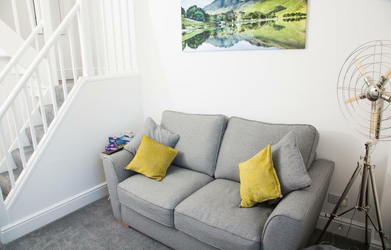 The Annex Apartment คาร์ลไอเอิล ภายนอก รูปภาพ